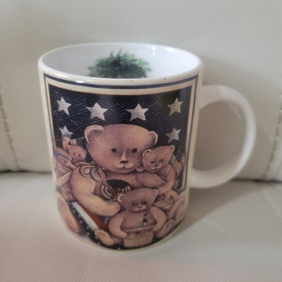 Vintage Teddy Bear Coffee Mug  by Pat Richter America We Love  Original Art Mug - Picture 1 of 11